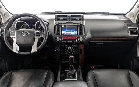 Toyota Land Cruiser Prado 150 рестайлинг 2, 2016 год, 3 500 000 рублей, 14 фотография