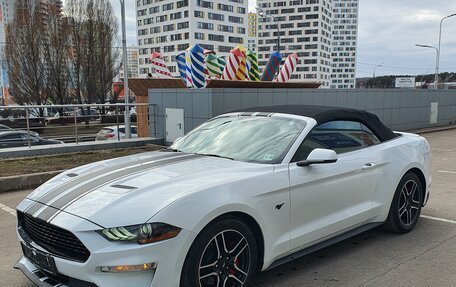 Ford Mustang VI рестайлинг, 2018 год, 3 160 000 рублей, 7 фотография