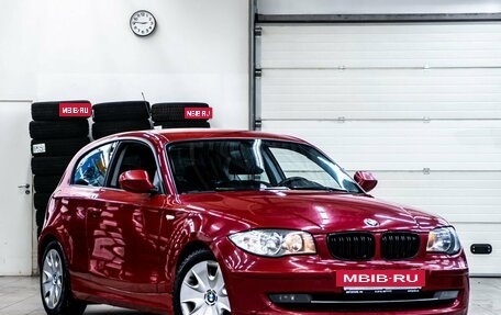 BMW 1 серия, 2011 год, 959 000 рублей, 2 фотография
