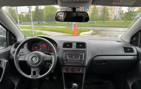 Volkswagen Polo VI (EU Market), 2013 год, 840 000 рублей, 21 фотография