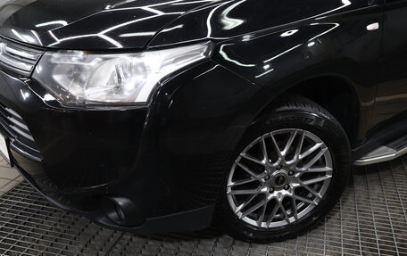 Mitsubishi Outlander III рестайлинг 3, 2013 год, 1 550 000 рублей, 20 фотография