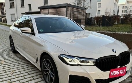BMW 5 серия, 2021 год, 4 035 000 рублей, 3 фотография