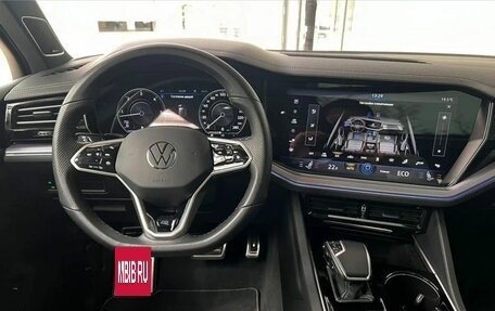 Volkswagen Touareg III, 2022 год, 9 849 000 рублей, 9 фотография