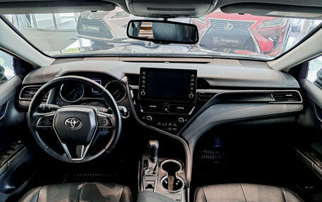 Toyota Camry, 2021 год, 3 786 000 рублей, 14 фотография