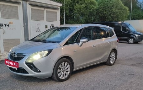 Opel Zafira C рестайлинг, 2014 год, 1 670 000 рублей, 5 фотография