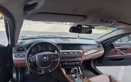 BMW 5 серия, 2011 год, 1 850 000 рублей, 12 фотография