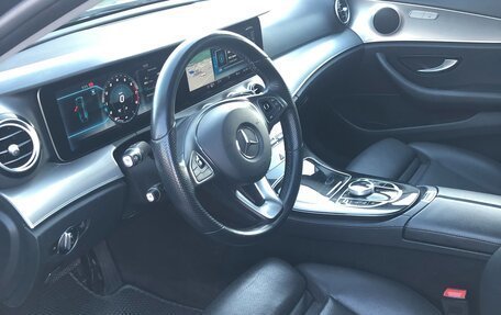 Mercedes-Benz E-Класс, 2017 год, 3 199 000 рублей, 11 фотография