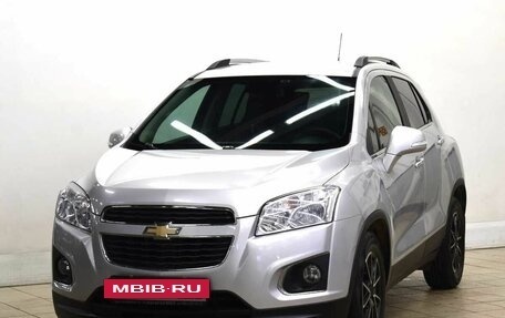 Chevrolet Tracker III, 2015 год, 1 330 000 рублей, 4 фотография