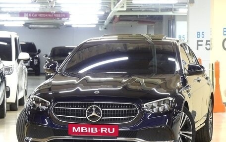 Mercedes-Benz E-Класс, 2021 год, 4 150 000 рублей, 2 фотография