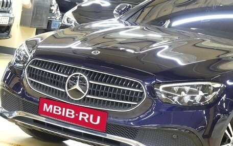 Mercedes-Benz E-Класс, 2021 год, 4 150 000 рублей, 3 фотография
