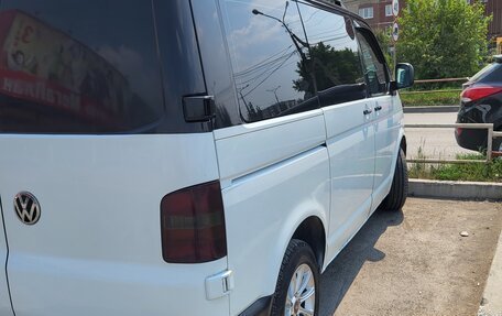 Volkswagen Transporter T5 рестайлинг, 2008 год, 999 000 рублей, 2 фотография