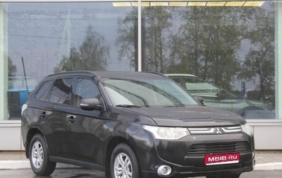 Mitsubishi Outlander III рестайлинг 3, 2014 год, 1 390 000 рублей, 1 фотография