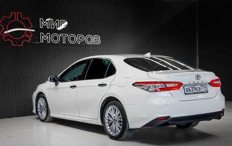 Toyota Camry, 2019 год, 2 850 000 рублей, 13 фотография