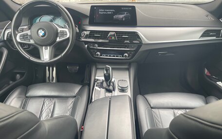 BMW 5 серия, 2019 год, 4 950 000 рублей, 14 фотография