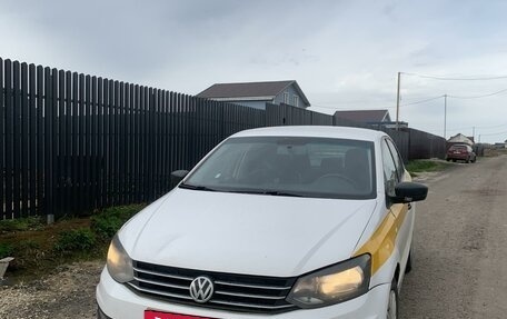 Volkswagen Polo VI (EU Market), 2018 год, 660 000 рублей, 2 фотография