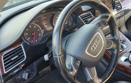 Audi A8, 2011 год, 1 970 000 рублей, 10 фотография