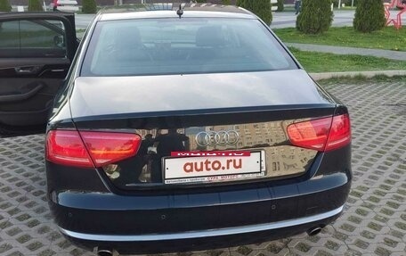 Audi A8, 2011 год, 1 970 000 рублей, 7 фотография
