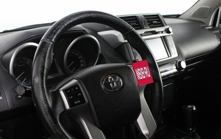 Toyota Land Cruiser Prado 150 рестайлинг 2, 2016 год, 3 310 000 рублей, 15 фотография