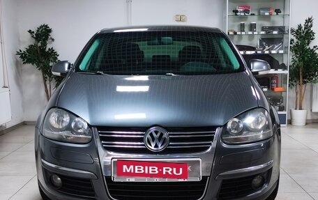 Volkswagen Jetta VI, 2008 год, 750 000 рублей, 3 фотография
