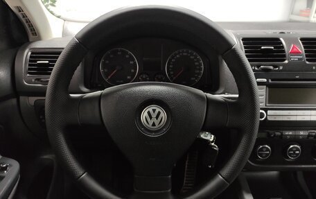 Volkswagen Jetta VI, 2008 год, 750 000 рублей, 7 фотография