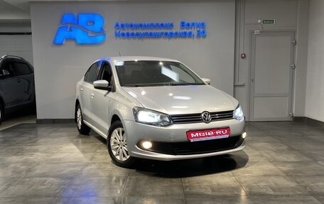 Volkswagen Polo VI (EU Market), 2013 год, 795 000 рублей, 1 фотография