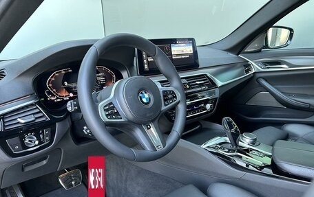 BMW 5 серия, 2020 год, 5 899 000 рублей, 11 фотография
