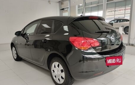 Opel Astra H, 2011 год, 825 000 рублей, 5 фотография