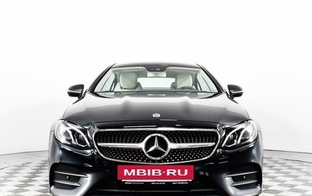 Mercedes-Benz E-Класс, 2017 год, 4 290 000 рублей, 3 фотография