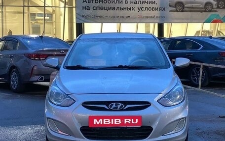 Hyundai Solaris II рестайлинг, 2012 год, 769 990 рублей, 2 фотография