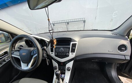 Chevrolet Cruze II, 2012 год, 730 000 рублей, 7 фотография