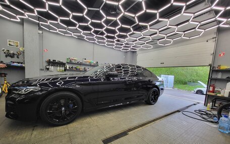 BMW 5 серия, 2020 год, 5 980 000 рублей, 5 фотография