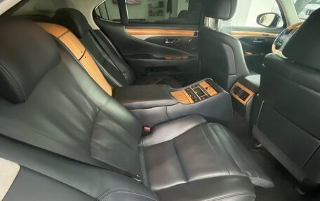 Lexus LS IV, 2014 год, 2 950 000 рублей, 12 фотография