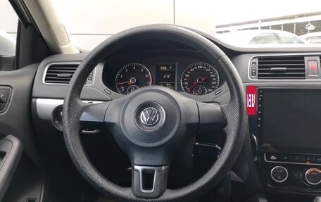 Volkswagen Jetta VI, 2013 год, 1 170 000 рублей, 10 фотография