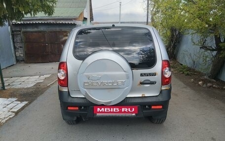 Chevrolet Niva I рестайлинг, 2013 год, 550 000 рублей, 4 фотография
