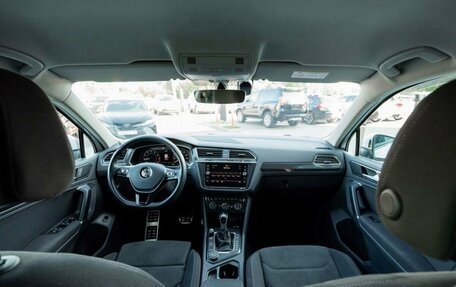 Volkswagen Tiguan II, 2018 год, 2 950 000 рублей, 19 фотография