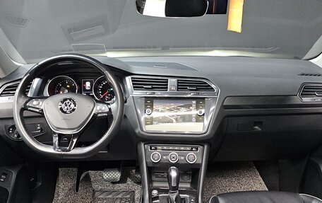 Volkswagen Tiguan II, 2020 год, 2 200 000 рублей, 7 фотография