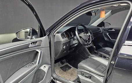 Volkswagen Tiguan II, 2020 год, 2 200 000 рублей, 11 фотография
