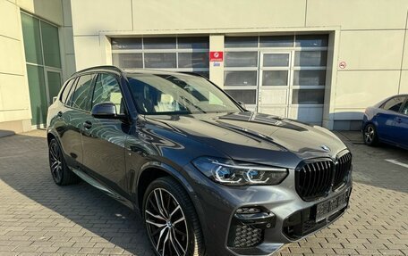 BMW X5, 2021 год, 11 445 000 рублей, 2 фотография