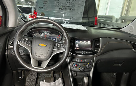 Chevrolet Trax, 2021 год, 1 400 000 рублей, 15 фотография