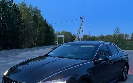 Hyundai Sonata VIII, 2020 год, 2 200 000 рублей, 2 фотография