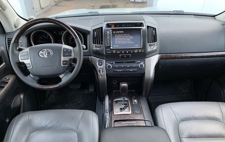 Toyota Land Cruiser 200, 2008 год, 2 850 000 рублей, 14 фотография