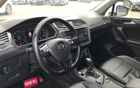 Volkswagen Tiguan II, 2017 год, 2 590 000 рублей, 18 фотография