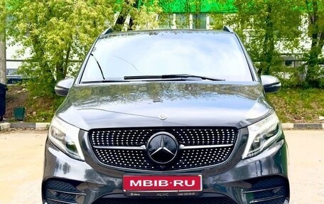 Mercedes-Benz V-Класс, 2020 год, 1 фотография