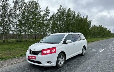 Toyota Sienna III, 2012 год, 2 000 000 рублей, 1 фотография