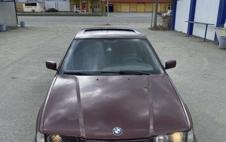 BMW 3 серия, 1992 год, 180 000 рублей, 2 фотография