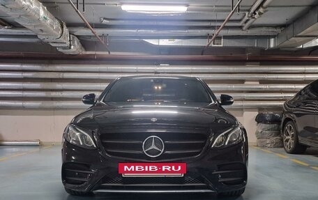 Mercedes-Benz E-Класс, 2019 год, 3 100 000 рублей, 9 фотография