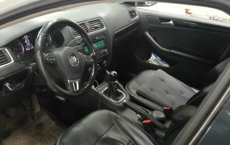 Volkswagen Jetta VI, 2012 год, 845 000 рублей, 5 фотография