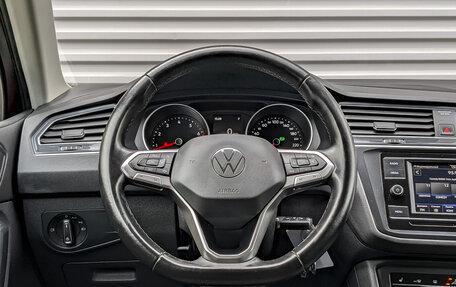 Volkswagen Tiguan II, 2021 год, 2 750 000 рублей, 25 фотография