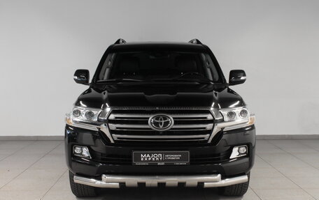 Toyota Land Cruiser 200, 2017 год, 8 850 000 рублей, 1 фотография