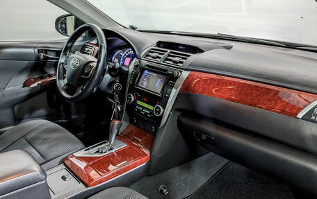 Toyota Camry, 2012 год, 1 695 000 рублей, 21 фотография